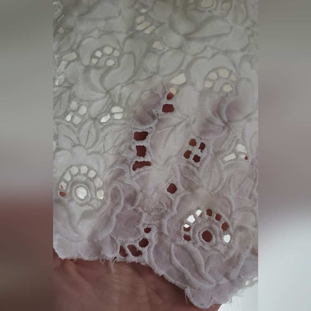 LUCKY BRAND -size 32- white lace shorts - low rice pockets-cotton lining - Picture 8 of 9